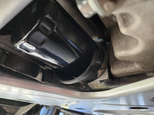 Load image into Gallery viewer, ATS-V oil filter drip guard