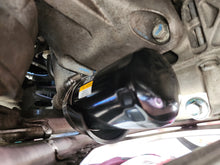 Load image into Gallery viewer, ATS-V oil filter drip guard